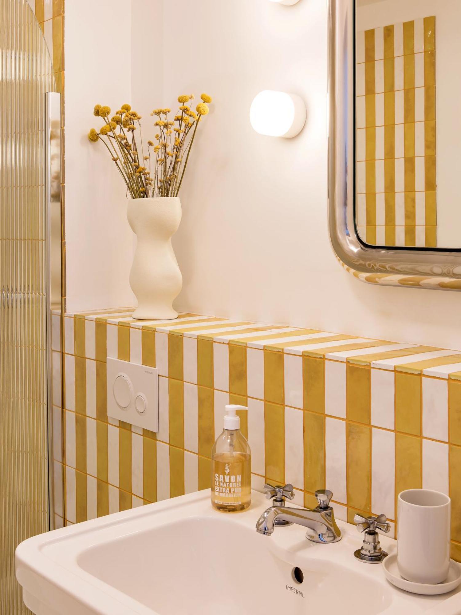 Superbe Appartement Design Au Coeur De Versailles, Tout A Pied Eksteriør bilde